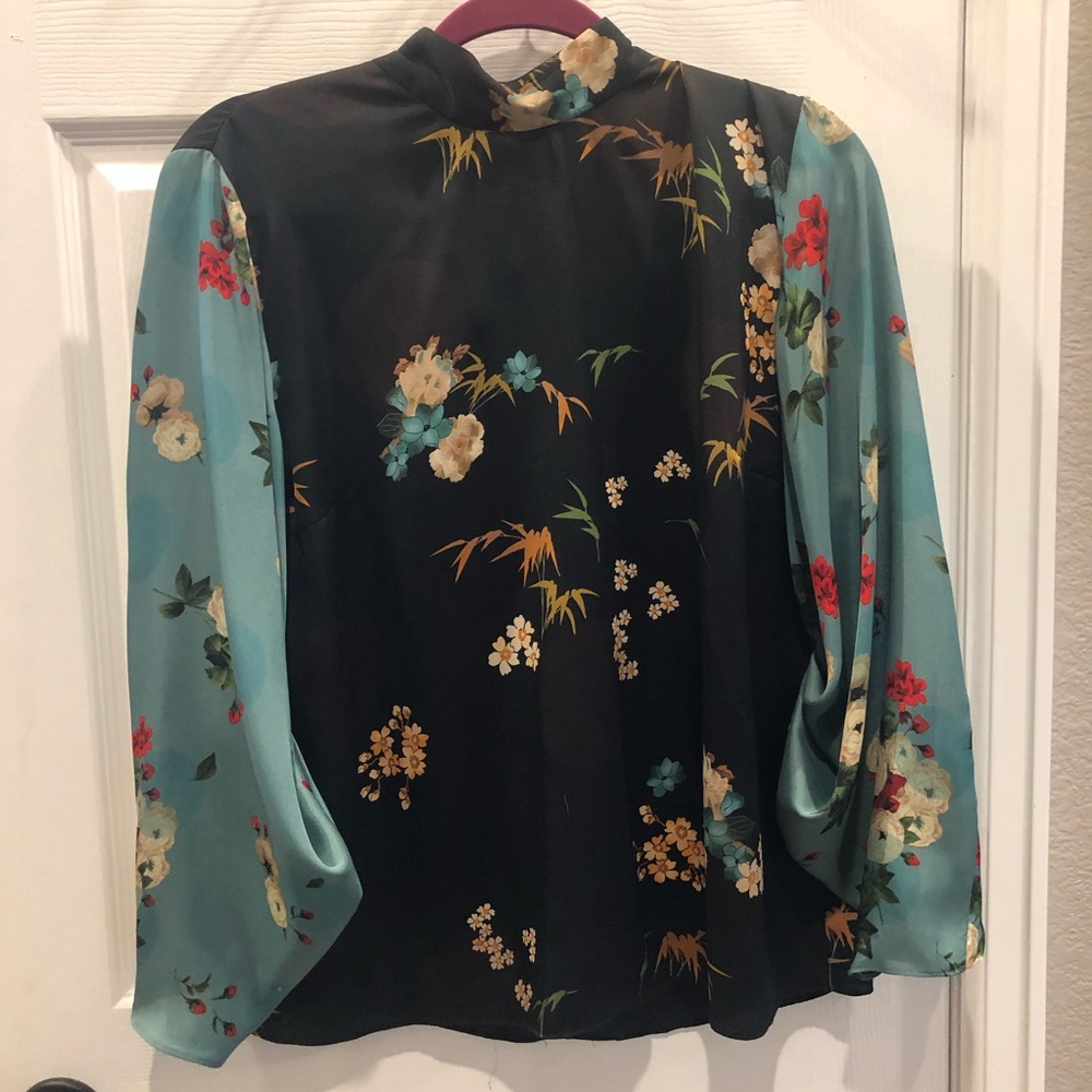 Long sleeve Zara blouse multi floral print